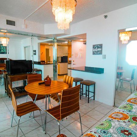 Castle 727 Studio With Balcony And Ocean View, Pool, Tennis, Beach Access, Free Parking Villa Miami Beach Eksteriør bilde